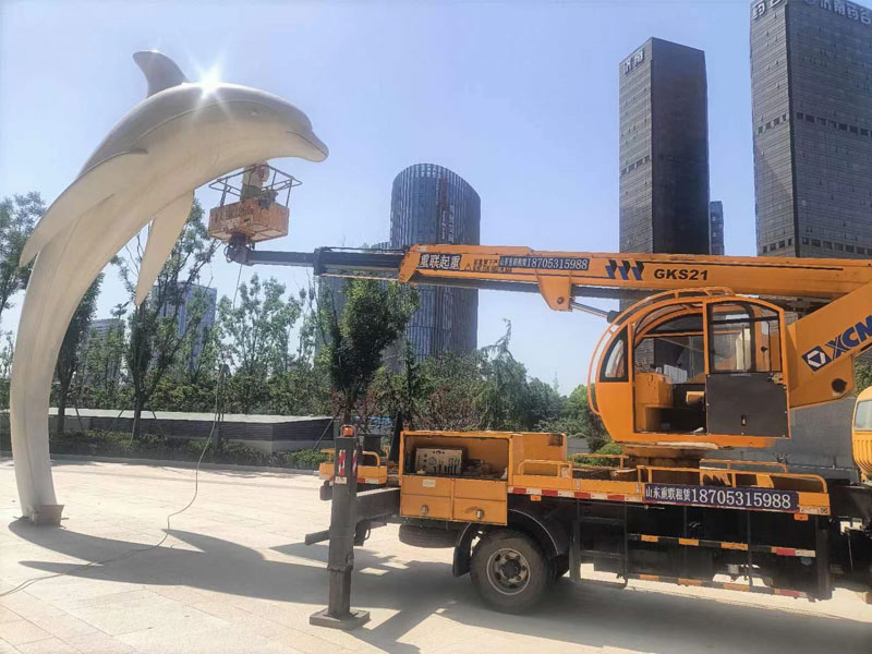 济南高空车租赁的注意事项